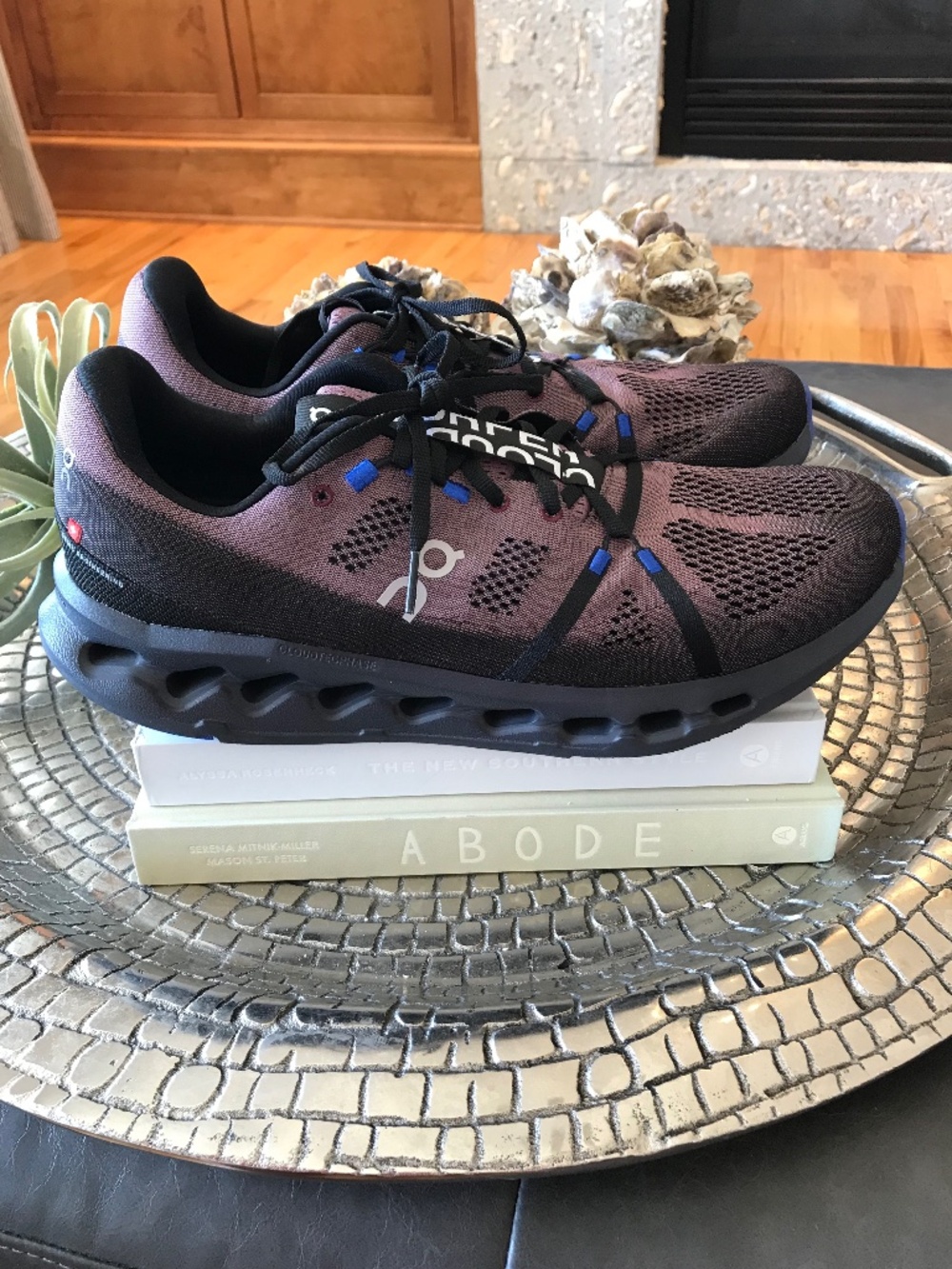 ON CLOUDSURFER COMFORTABLE RUNNING WORK OUT GYM BLACK / COBALT MEN SHOES - Picture 4 of 16